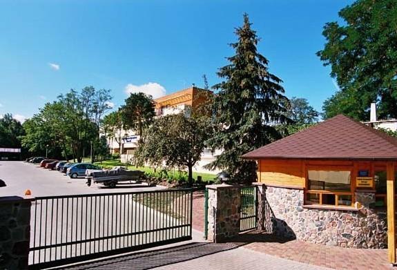 Osrodek Wypoczynkowo - Szkoleniowy Allianz Rynia (Legionowo) Ngoại thất bức ảnh